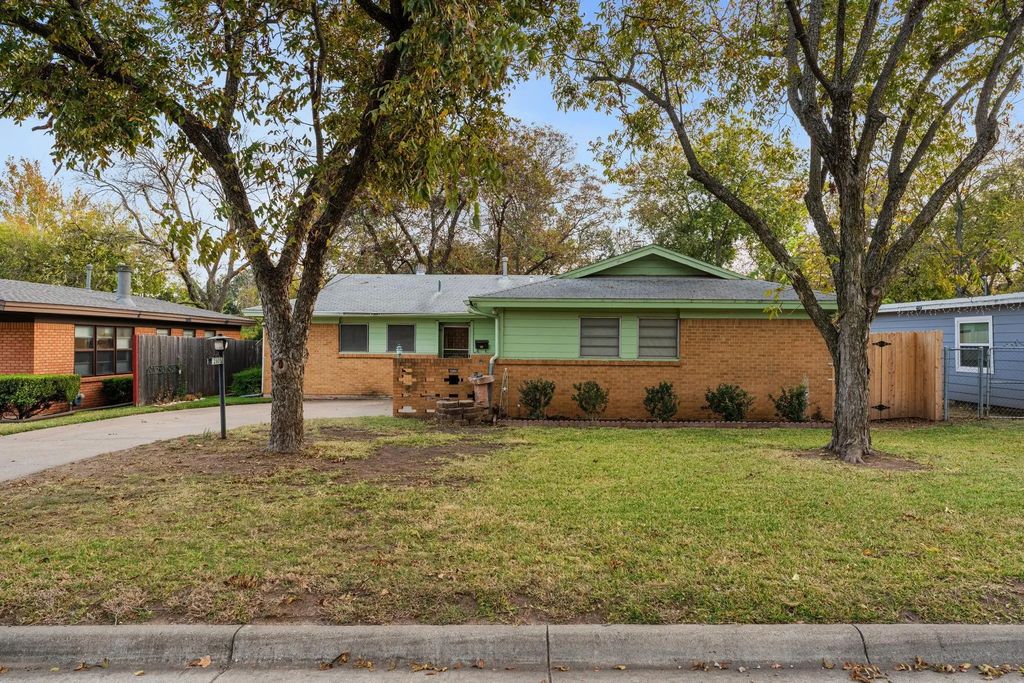 2805 Cordone Street, Fort Worth