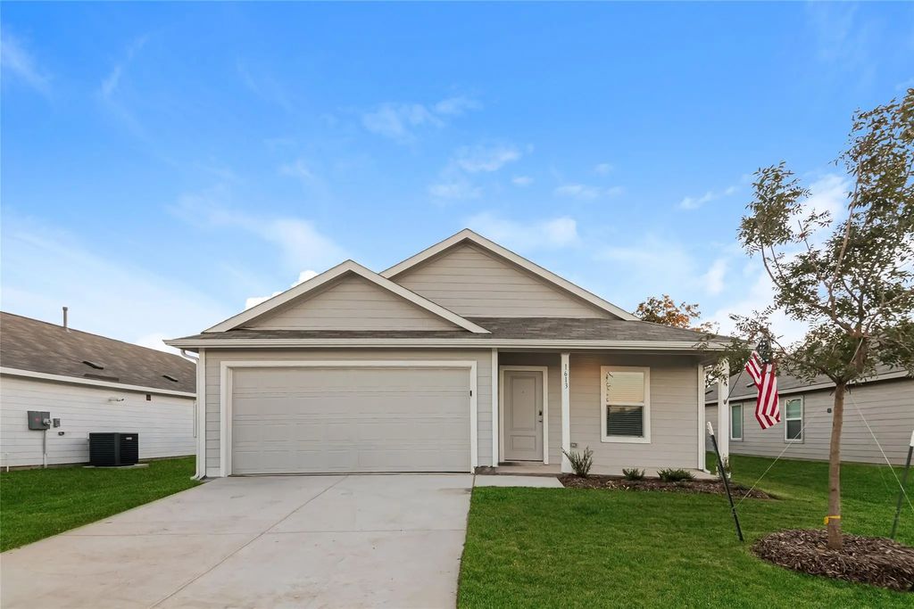 1613 Parliar Street, McKinney