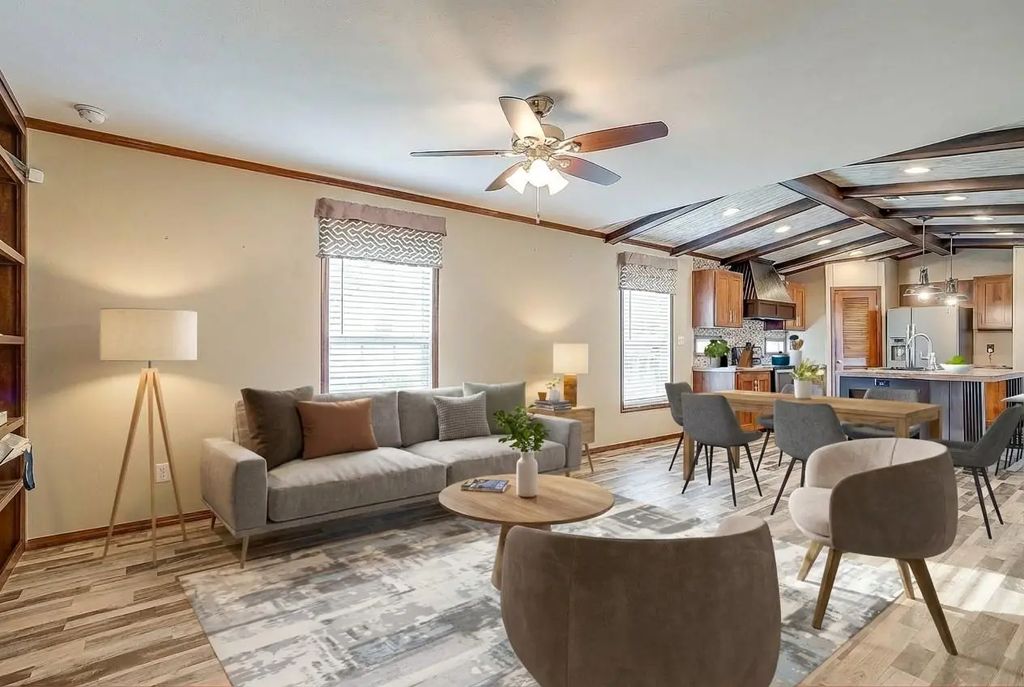 4813 Peachtree Street, Granbury