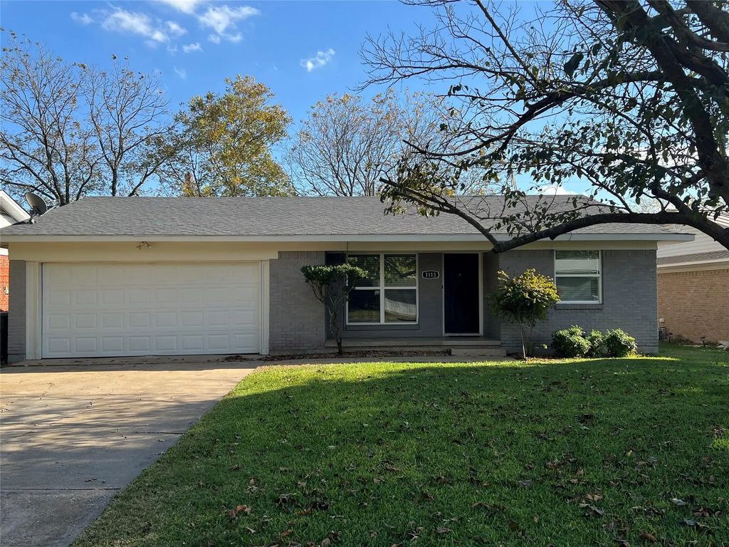 1113 S Idlewild Drive, Sherman