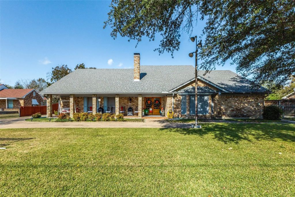 10615 Old Seagoville Road, Dallas