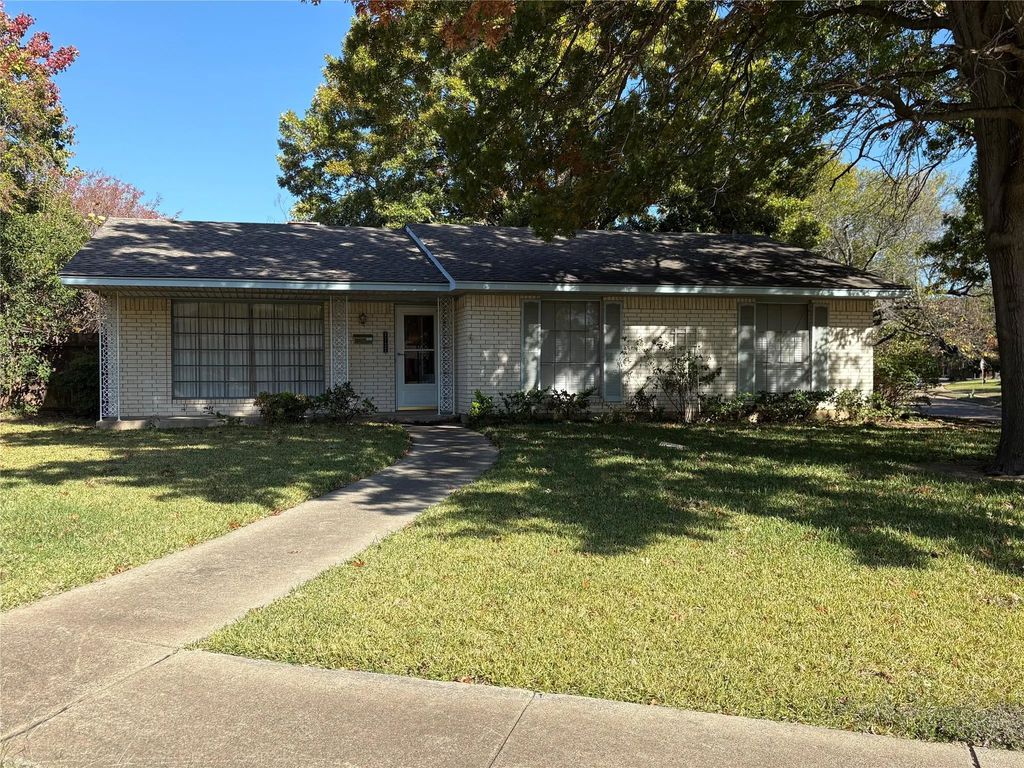 3722 Tulane Circle, Garland