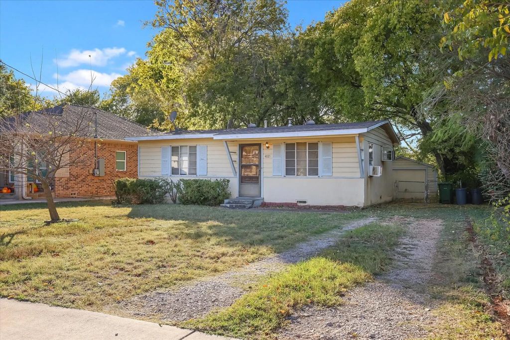 4021 Honey Lane, North Richland Hills