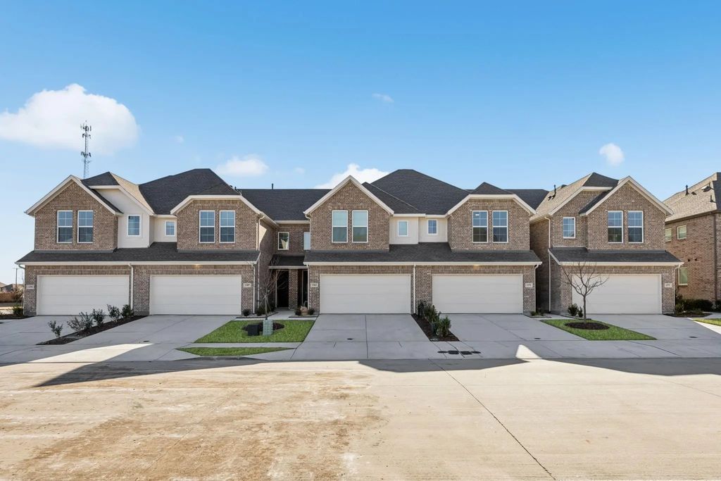 1379 Hill Country Place, Celina