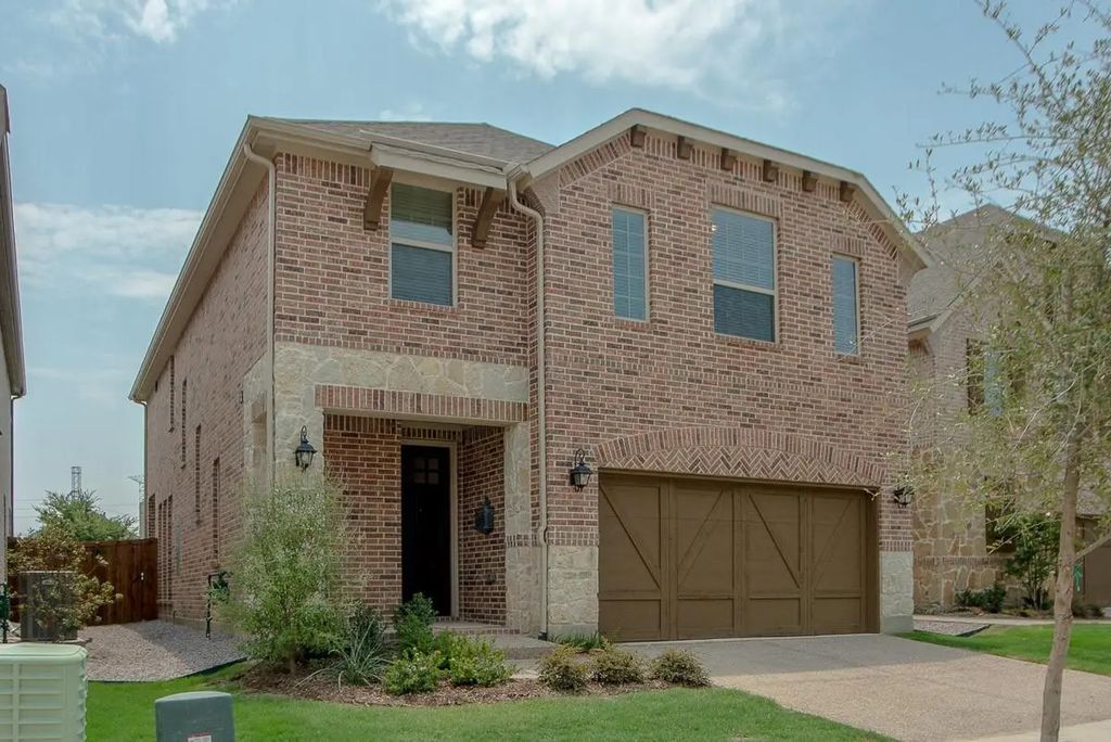 3412 Damsel Sauvage Lane, Lewisville