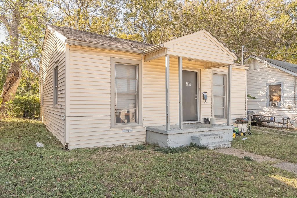 319 Avenue H, Dallas
