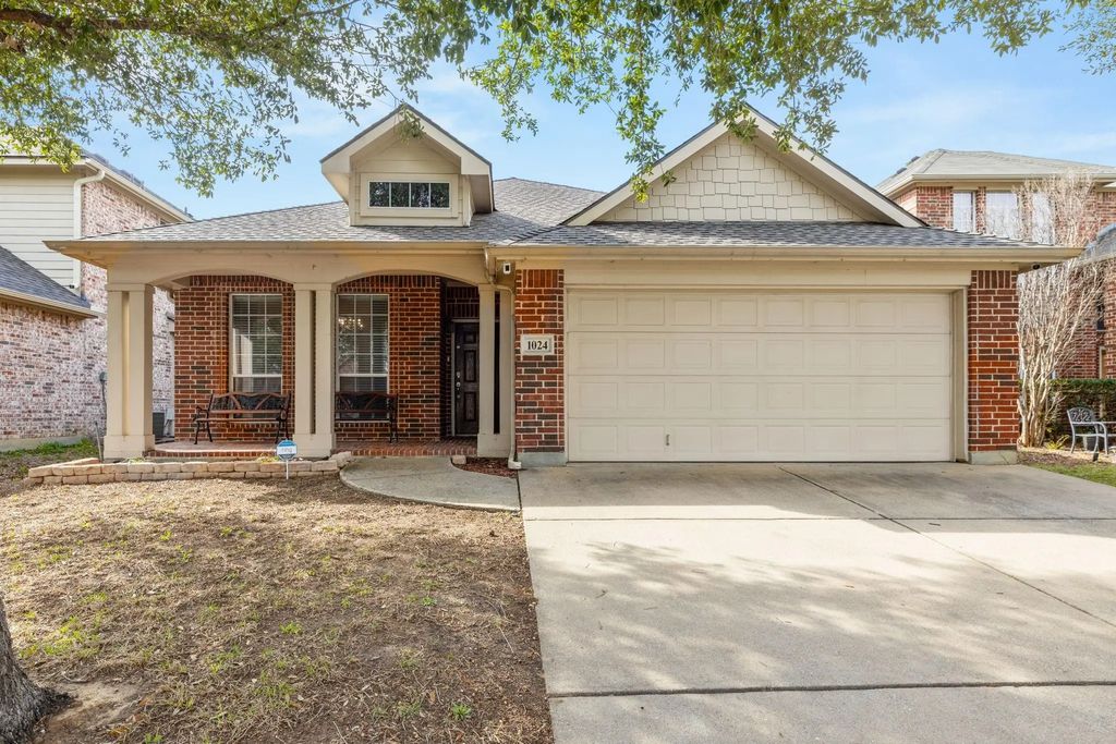 1024 Shortleaf Pine Drive, Arlington