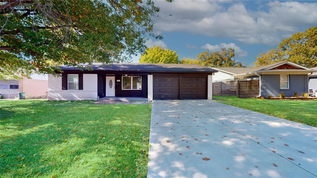 1007 N Cottonwood Drive, Richardson