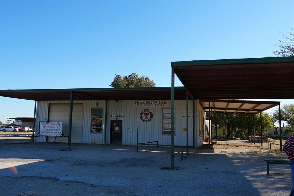 833 Garza Avenue, Tuscola