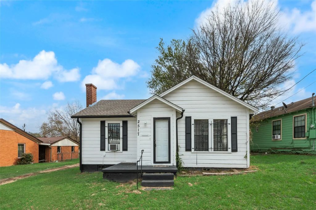 2517 N Grand Avenue, Tyler