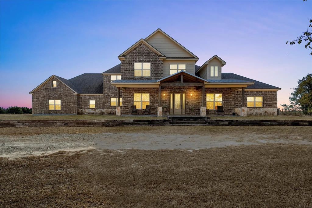 2370 Garrett Lane, China Spring