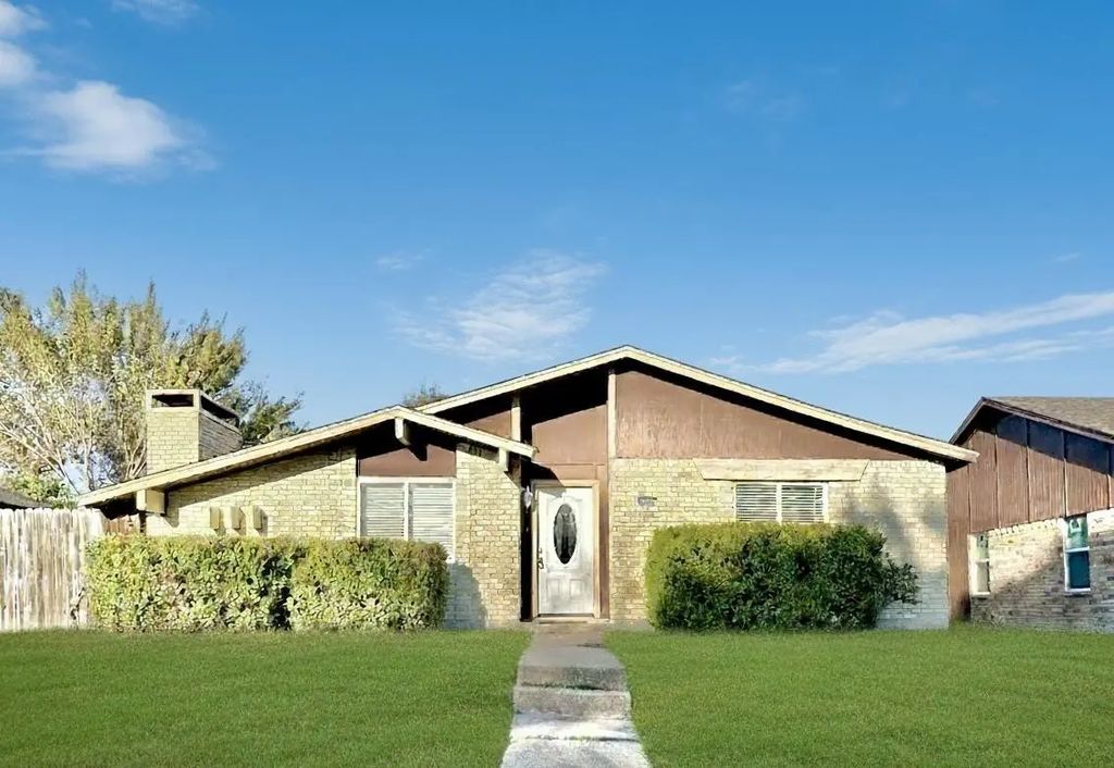 4614 Tealwood Circle, Garland
