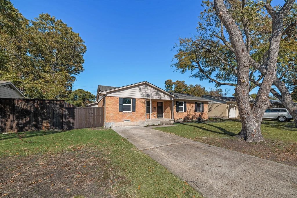 442 Daniel Street, Richardson