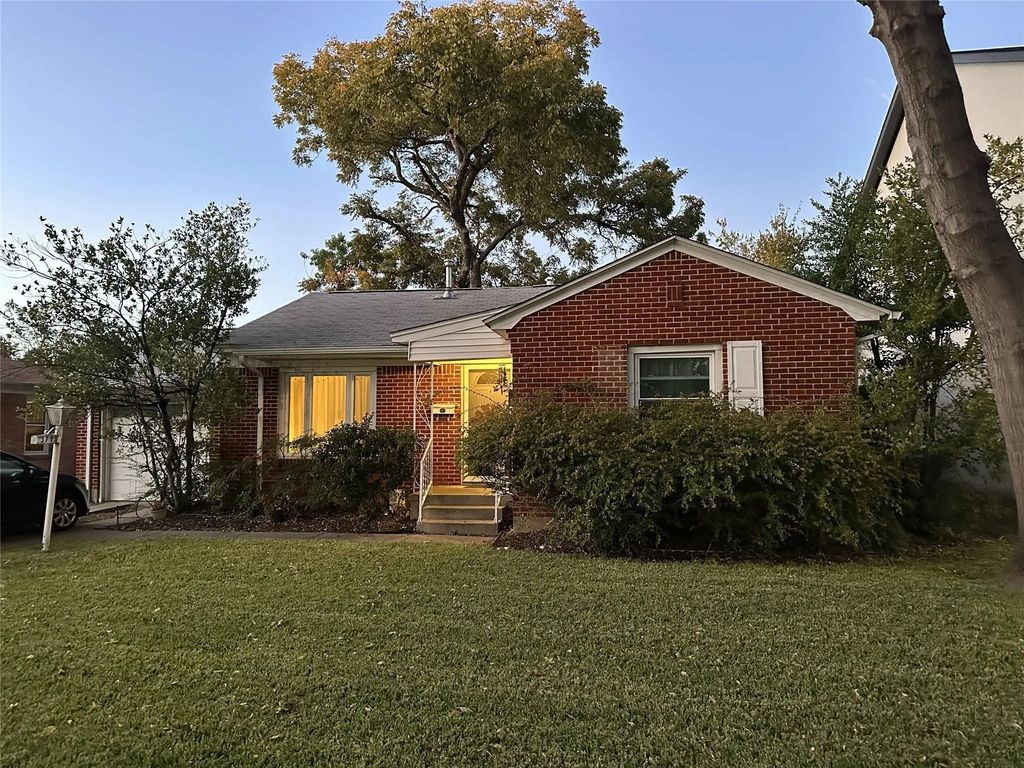 3723 Manana Drive, Dallas