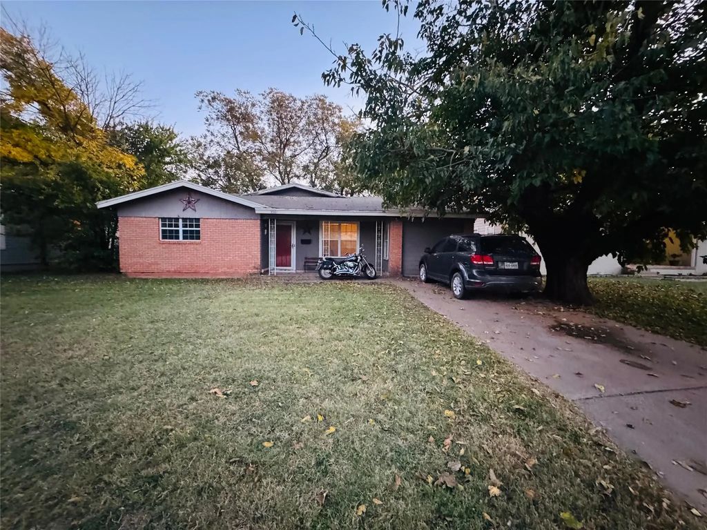 3561 N 9th Street, Abilene