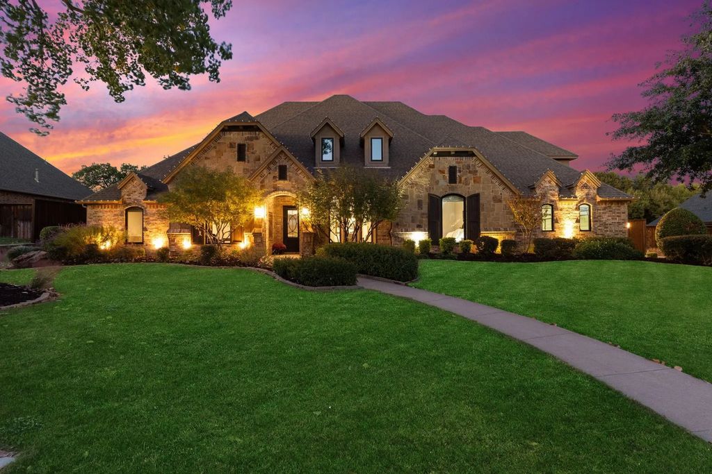 2008 Woodbury Court, Southlake