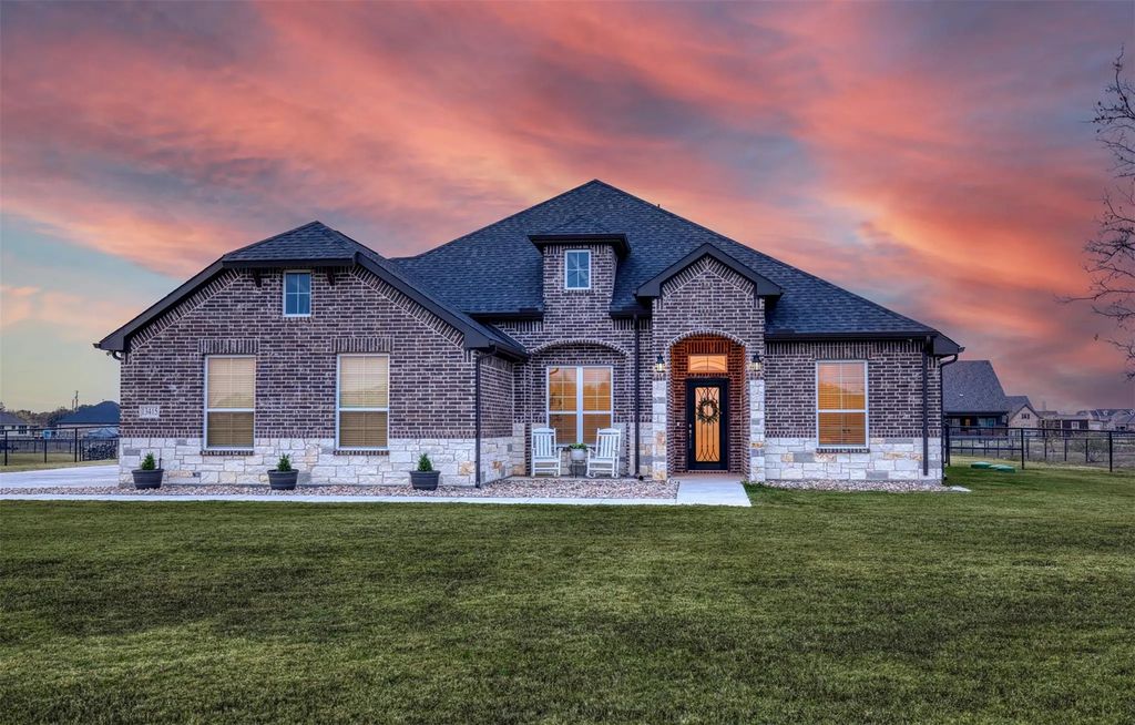 13415 Metz Rd, Sanger