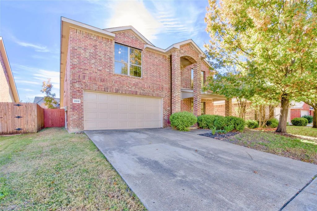 2012 Kings Forest Drive, Heartland