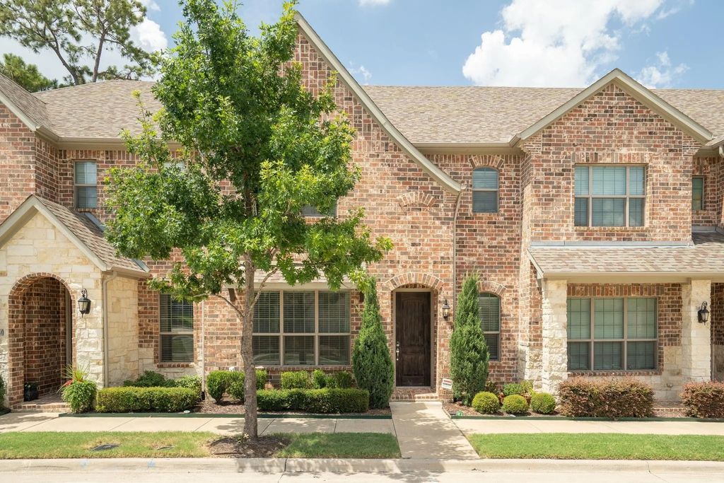 2236 Pinnacle Lane, Flower Mound