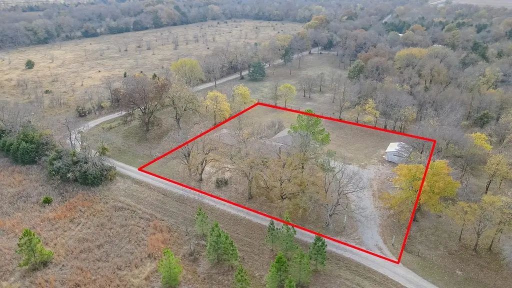 300 County Road 4550, Trenton