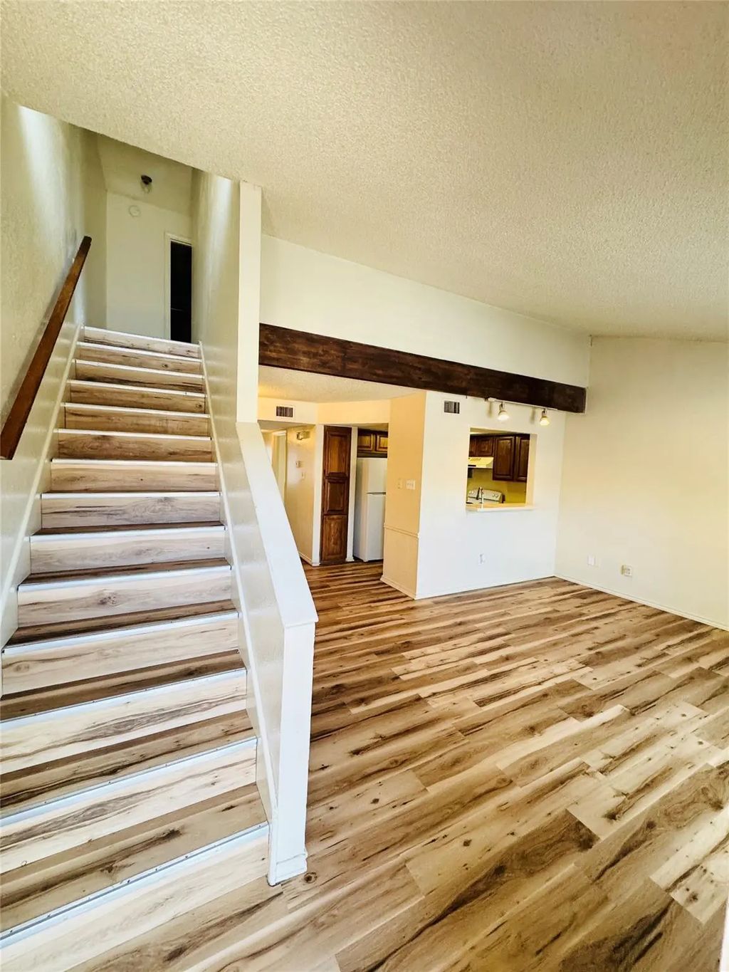 1322 Bluffview Drive 3, Seagoville