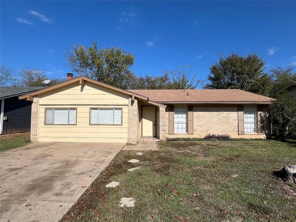 13229 Valley Forge Circle, Balch Springs
