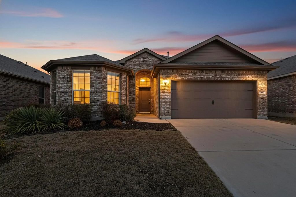 9640 Hickory Knob Drive, Fort Worth