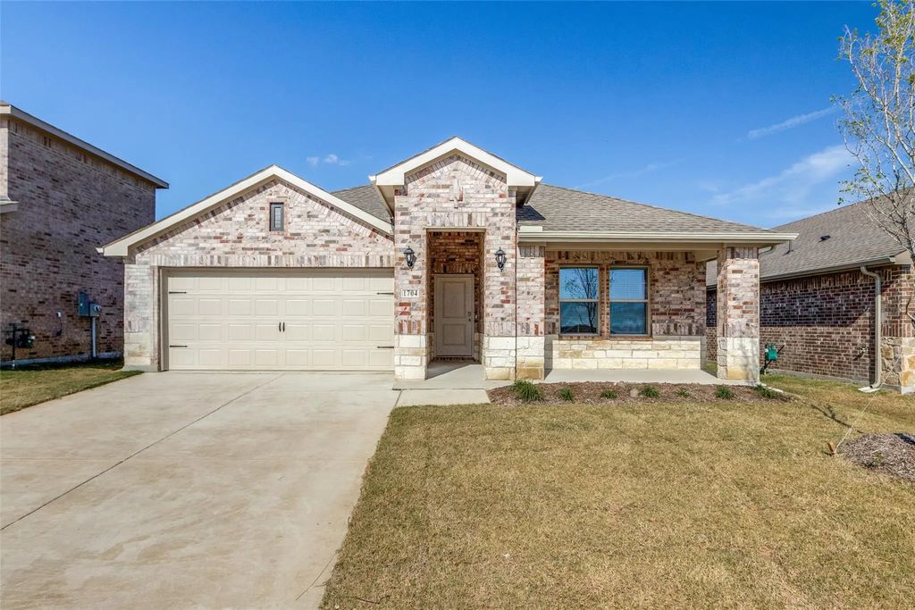 1704 Basalt Lane, Celina