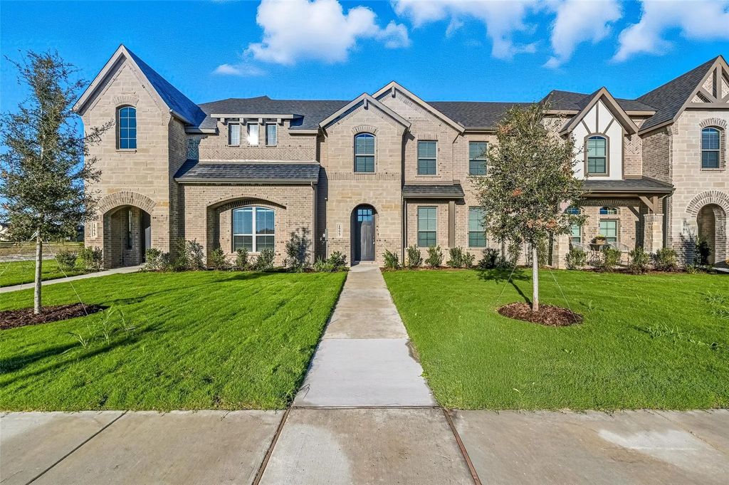 1793 Ethereal Lane, Waxahachie