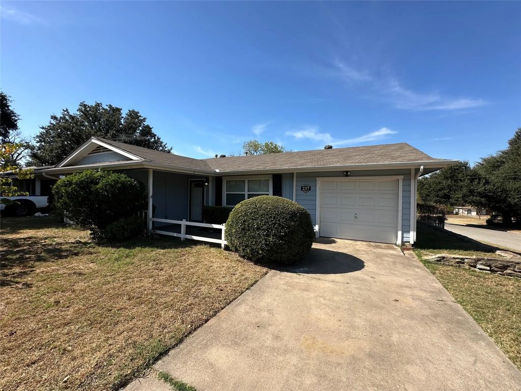 237 Arthur Drive, Hurst