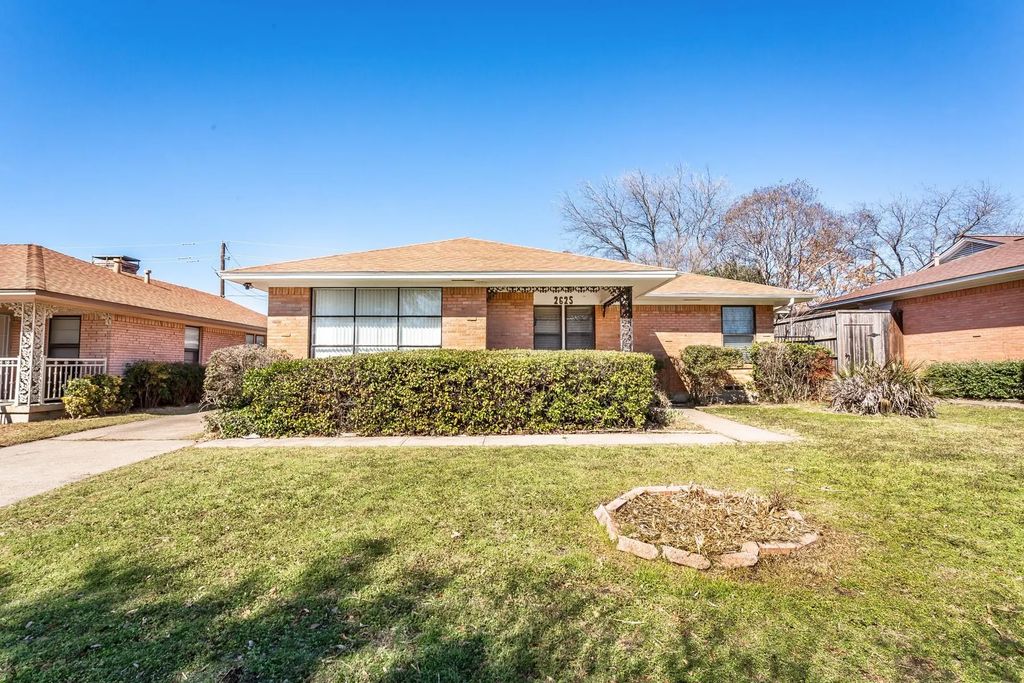 2625 San Medina Avenue, Dallas