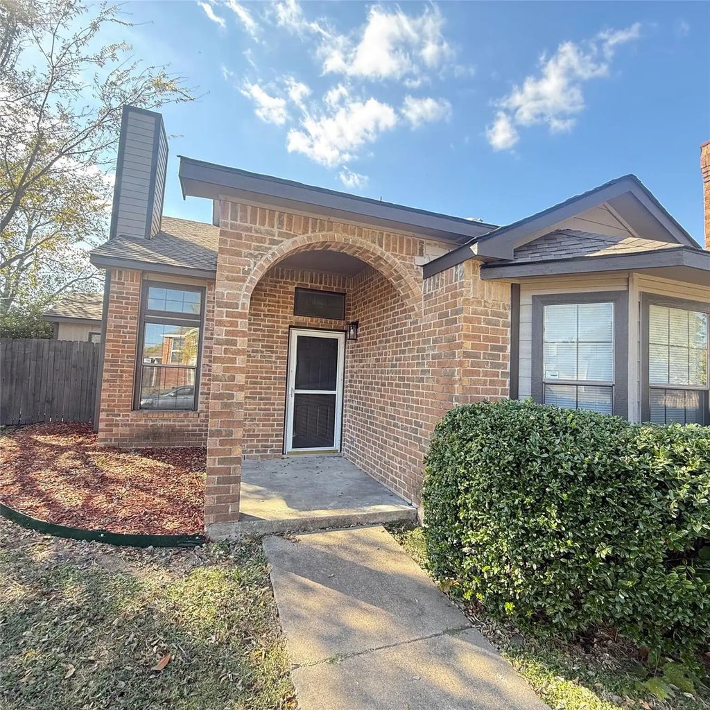902 Binbrook Drive, Mesquite