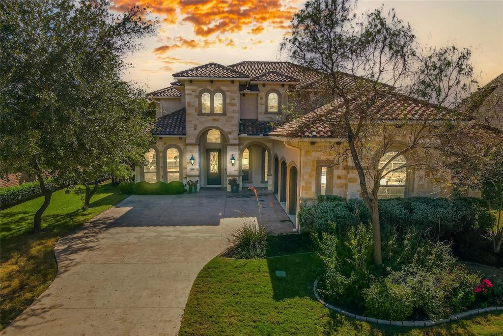 3705 Valencia Court, Flower Mound
