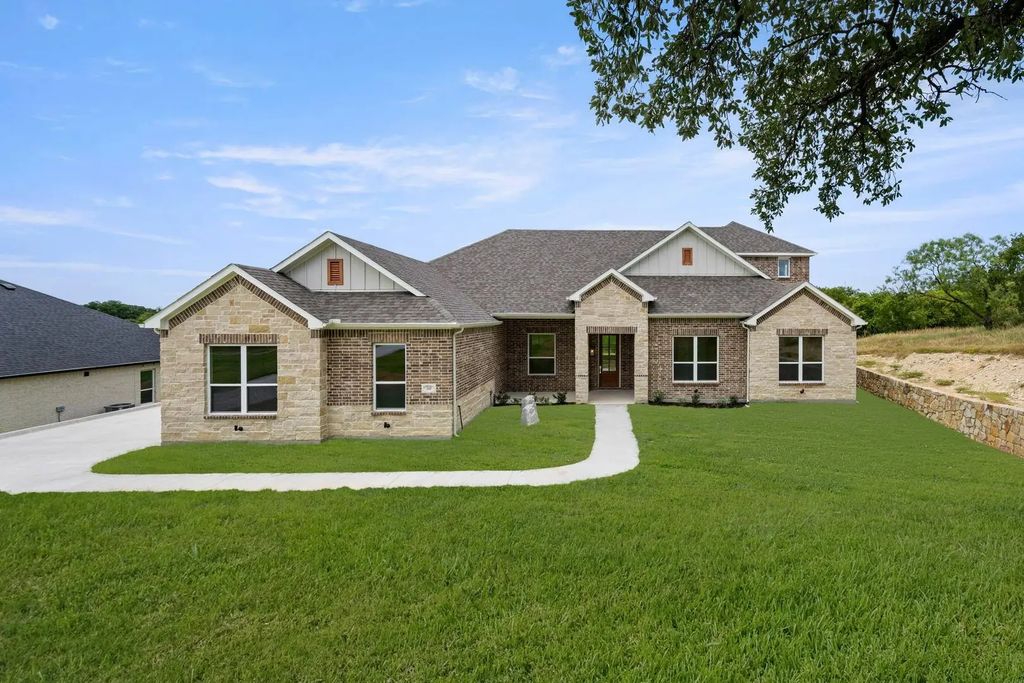 1049 Woodland, Weatherford