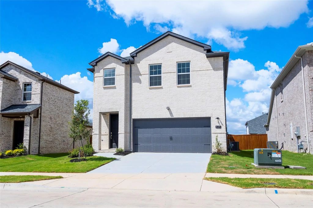 825 Amenduni Lane, Anna