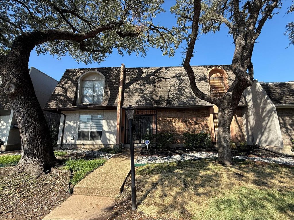 12513 Burninglog Lane, Dallas