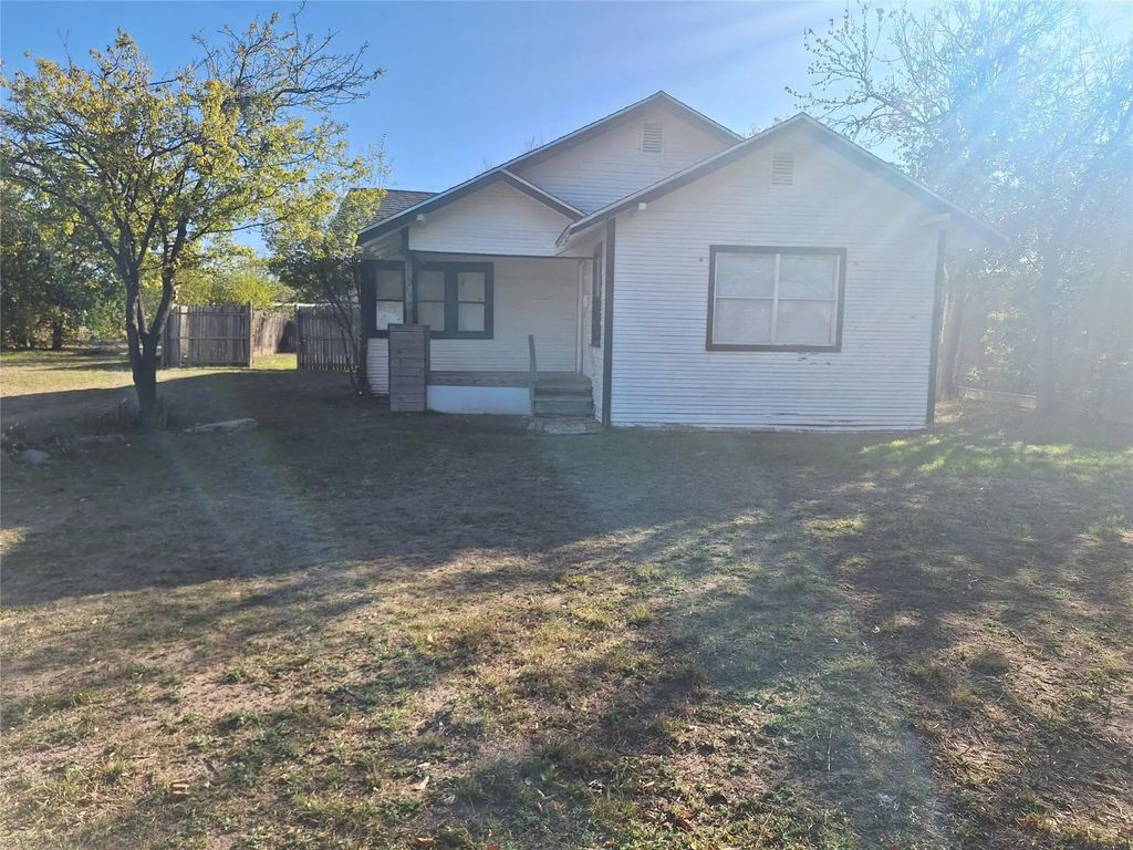 2417 S 18th Street, Abilene