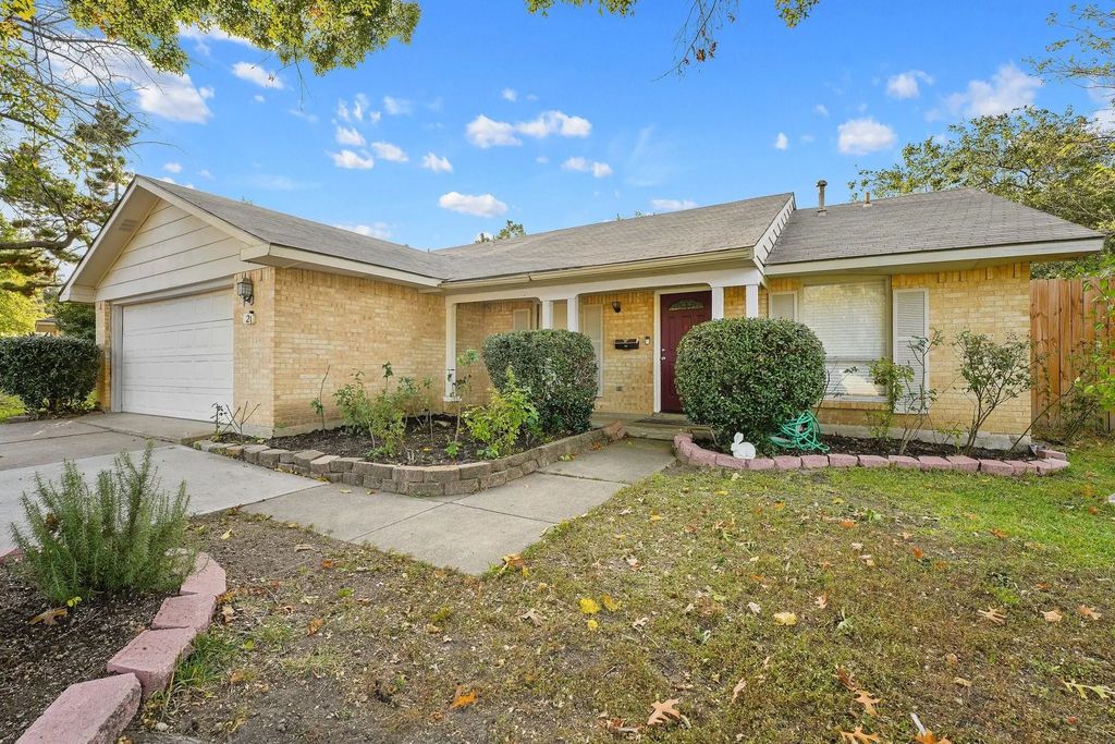 421 Woodmere Drive, Garland