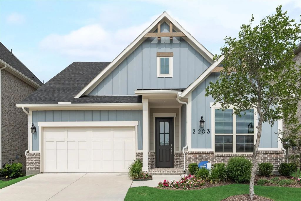 2203 Santa Monica Drive, Rowlett