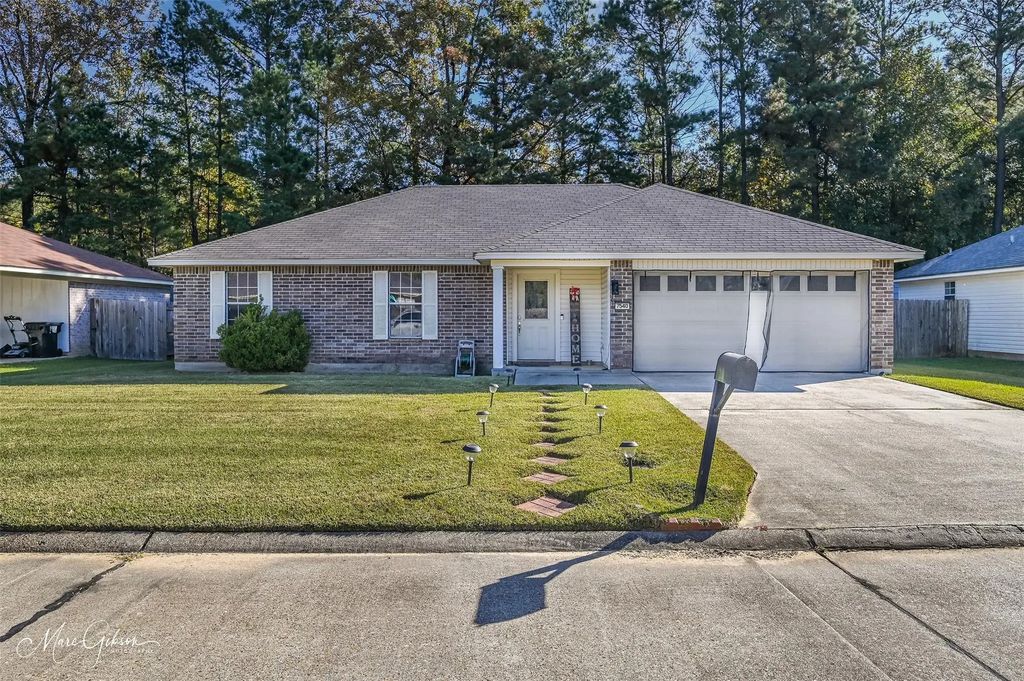 7540 Oaktree Lane, Haughton