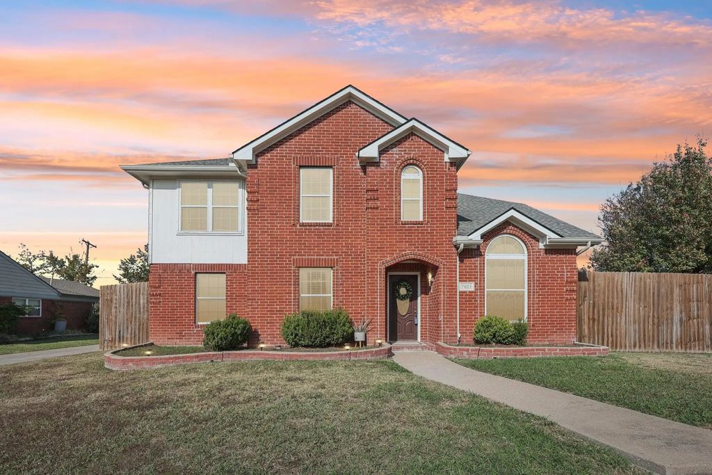 7801 Cousteau Drive, Rowlett