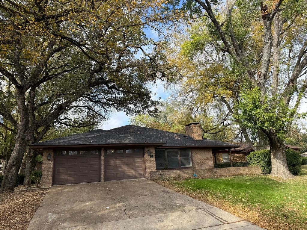 111 Juniper Street, Mansfield