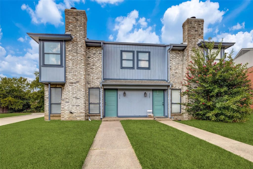 2429 Kingsford Court, Arlington