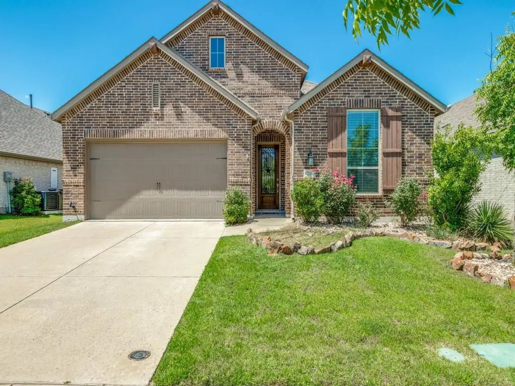 2113 Terry Avenue, Melissa