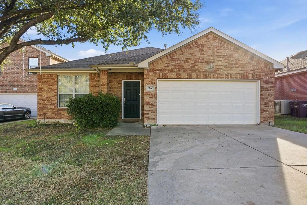 5860 Barrier Reef Drive, Fort Worth