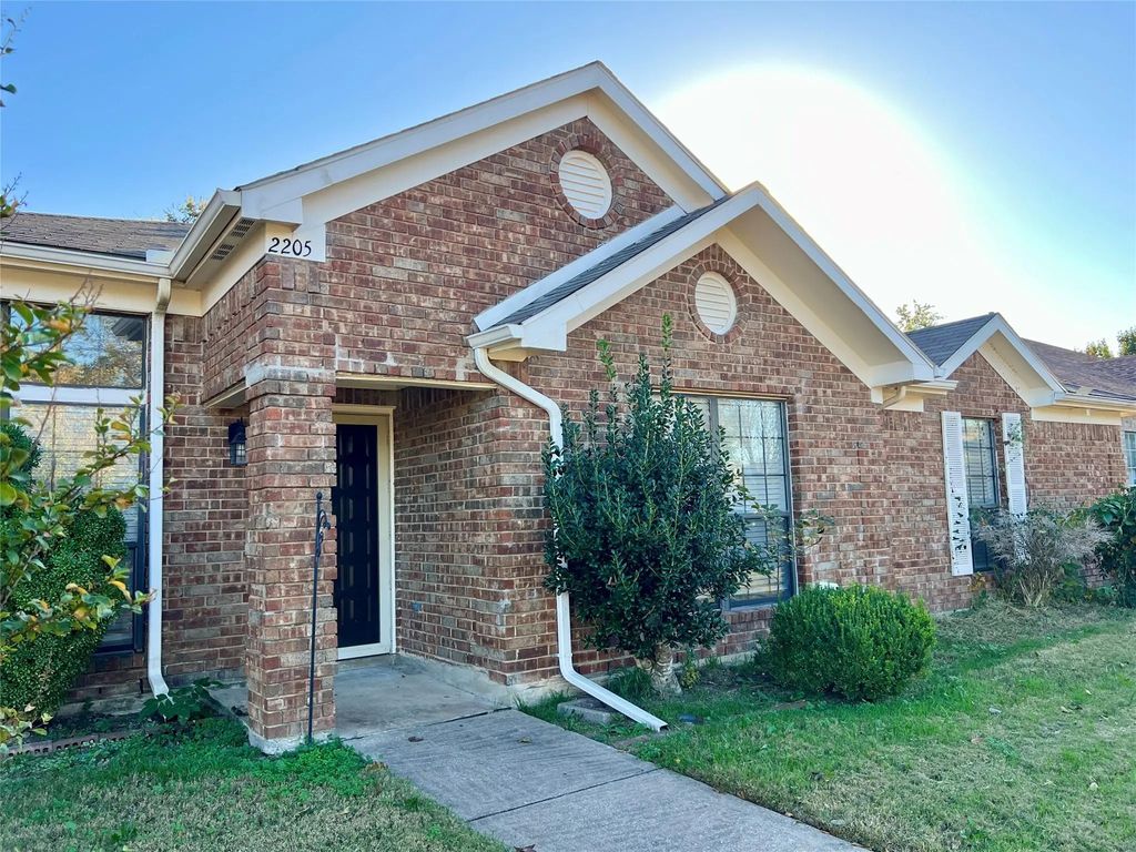 2205 Summit Drive, McKinney