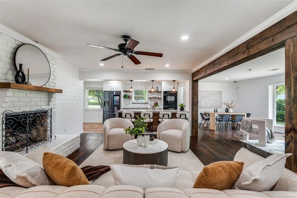 10008 Tim Tam Circle, Dallas