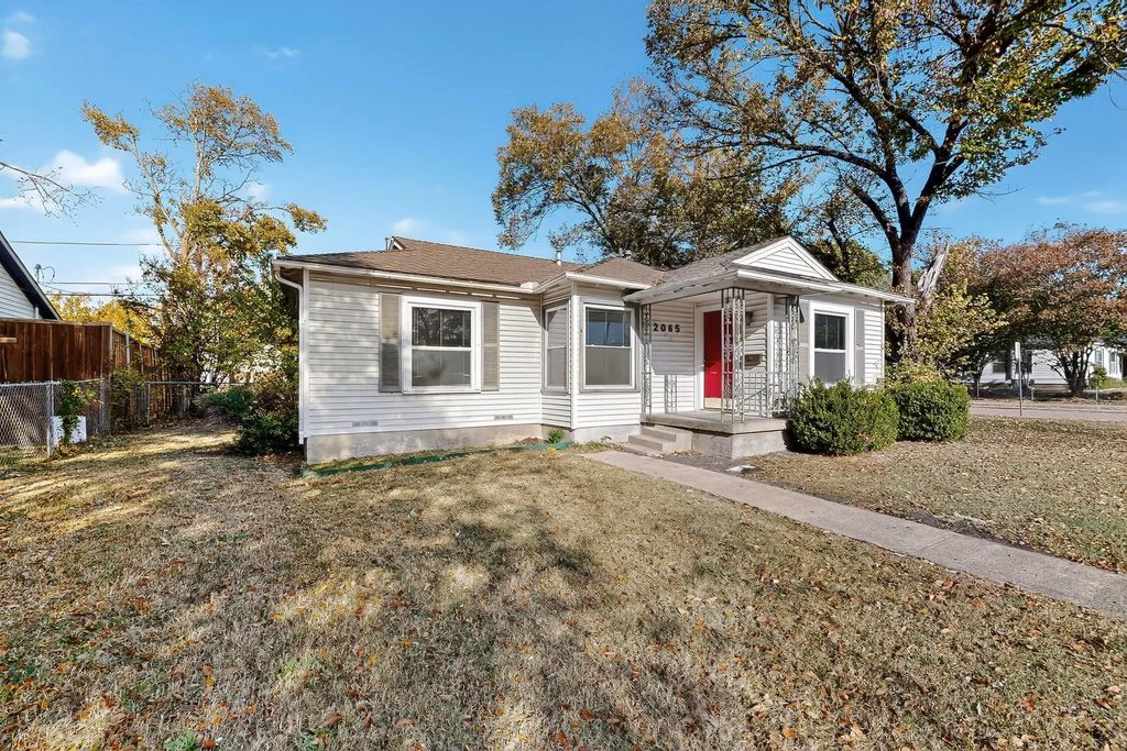 2065 S Farola Drive, Dallas
