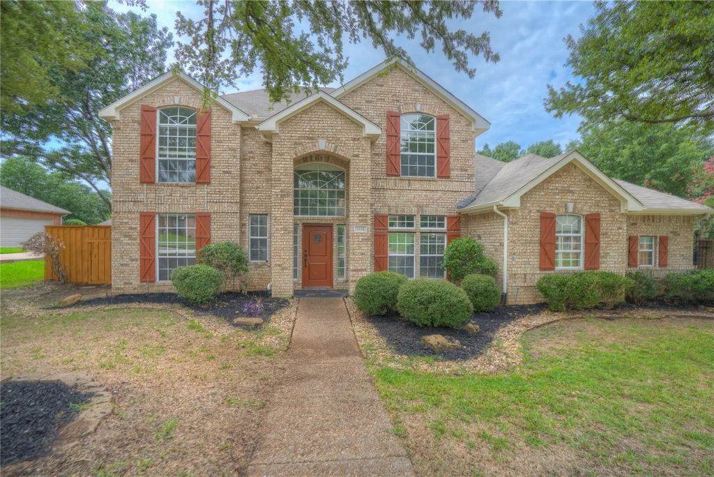 1504 De Moss Court, Keller