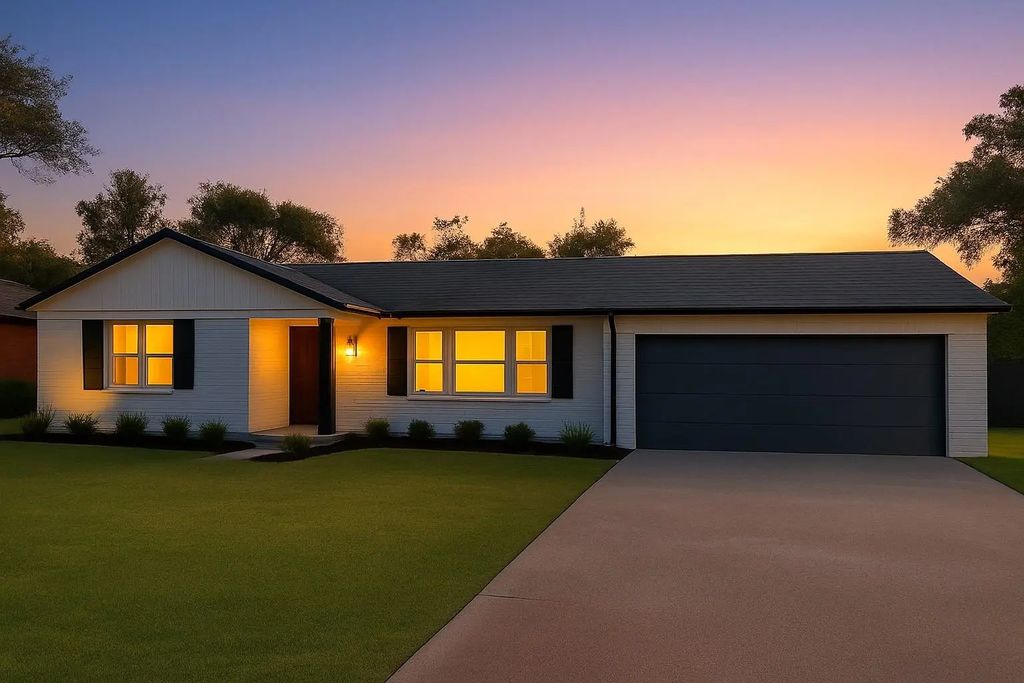 2972 Eric Lane, Farmers Branch